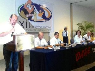 D.A.R.E. Fuerza de Élite Para Prevenir Adicciones de Niños y Jóvenes a las Drogas