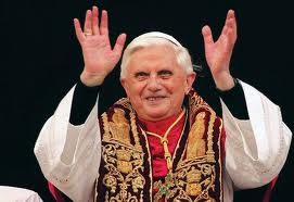 Renuncia de Papa no es para eludir responsabilidades: Vaticano