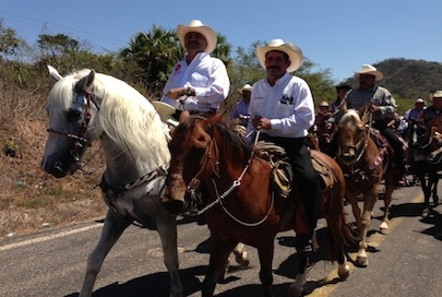 Participa Rafa Cervantes en Cabalgata