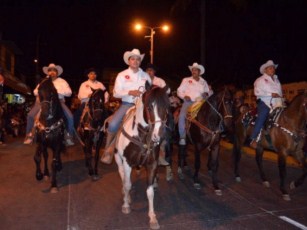 Encabezan Bellezas de Bahía Arranque de Feria Nayarit 2013