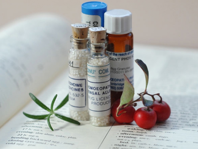 Médicos homeópatas podrán emitir recetas