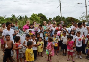Lleva DIF Bahía Bienestar a Lo de Marcos