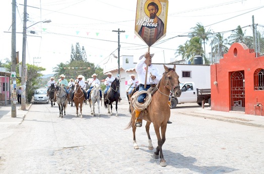 Encabeza Rafa Cervantes Cabalgata a Lo de Marcos