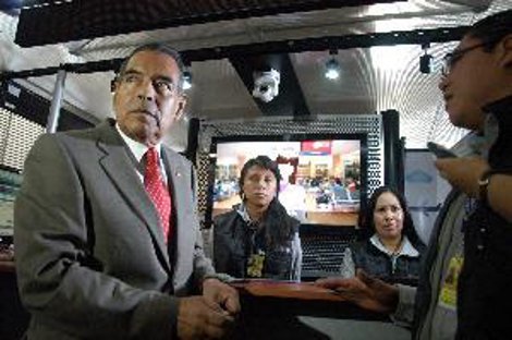 Profeco sancionará a 86 establecimientos por malas prácticas comerciales a turistas