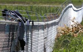 Prohíben redadas sin permiso a casas de inmigrantes en EU