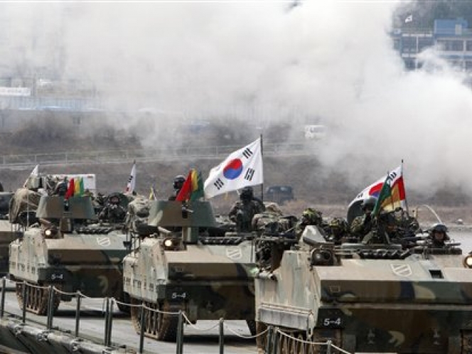 Estados Unidos desplaza buques y antimisiles ante amenazas de Corea