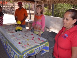 Impartió DIF Taller de Bordado en las Lomas