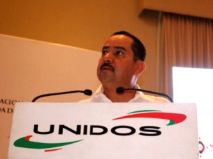 Reciben Rafael Cervantes y Roberto Sandoval a Luis Felipe Puente