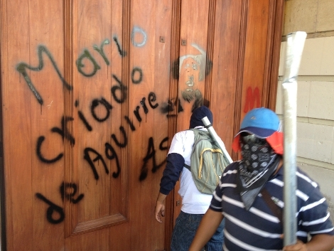 Trasladan a maestros de la CETEG a penales de Veracruz y Nayarit