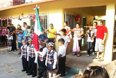 Urgente Establecer en Bahía Sectores Educativos en Secundaria y Preescolar