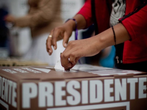 Congreso Recibe ‘Libro Blanco’ Del IFE Sobre Elecciones de 2012