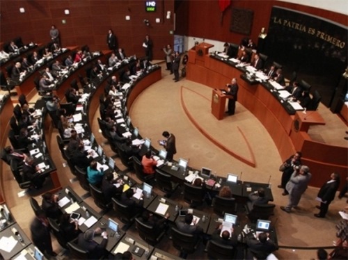 Reforman Ley de Discriminación a Favor de Mujeres