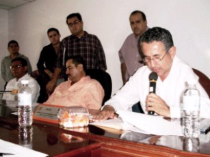 9 Votos a Favor y 5 en Contra Para Atender Mandato Judicial