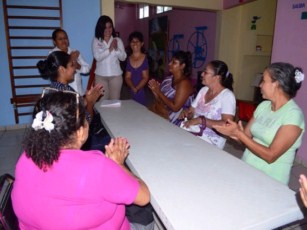 DIF fomenta el Autompleo en Mujeres de Bahía de Banderas.