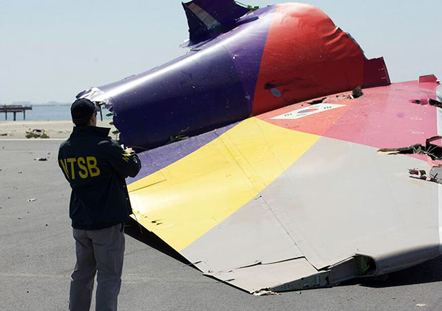 Destello provocó fallido aterrizaje de avión en San Francisco