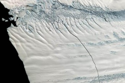 Se forma iceberg gigante en Pine Island