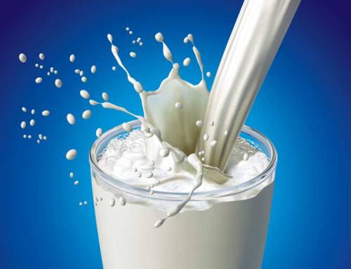 Mujer paga con la vida envenenar a tres niños con leche