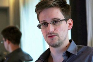 Advierte EU ‘graves consecuencias’ por asilo a Snowden