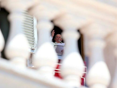Indagan operaciones de ‘lavado de dinero’ en el Banco Vaticano