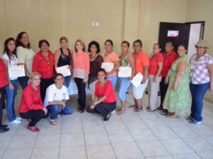 Impulsa Cuquita Gómez Autoempleo en Bahía