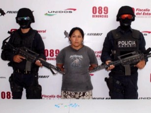 Mujer Dedica al “Narcomenudeo” fue Detenida en San Vicente