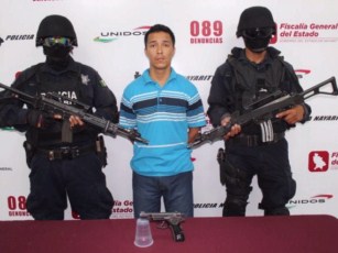 Policía Activo de Bahía, Perpetró Robo con Arma de Cargo