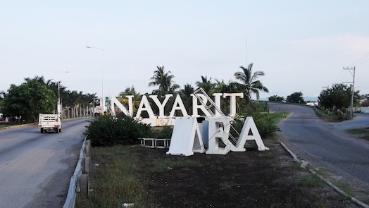 Lo que Queda del Letrero Riviera Nayarit