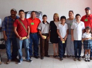 Cumple DIF con Apoyo a los Trabajadores de SUTSEM