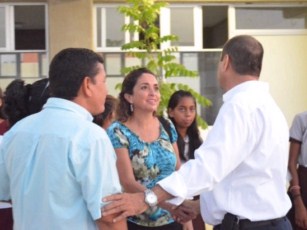 Entrega Rafa Cervantes Apoyos a Secundaria de Alta Vela.