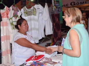 Visitan Rafa y Cuquita la Expo-Venta 2013