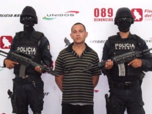 Violó a su Compañero de Parranda, Junto con su Cómplice