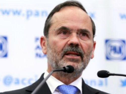 Financiar gasto público con deuda, una mala idea: PAN
