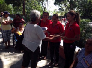 Respalda Cuquita Gómez a Familias de Menores Ingresos