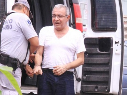 Dan segunda orden de arresto a ex contador de Andrés Granier