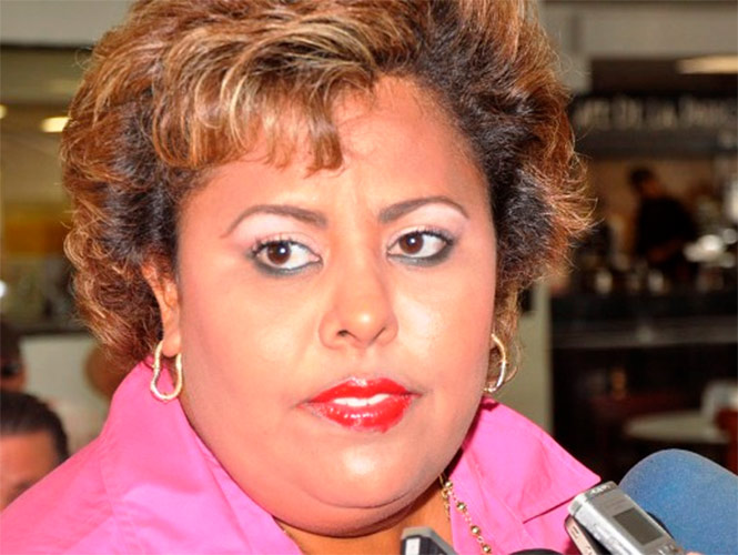 Solicitan desafuero a alcaldesa de Veracruz por crimen
