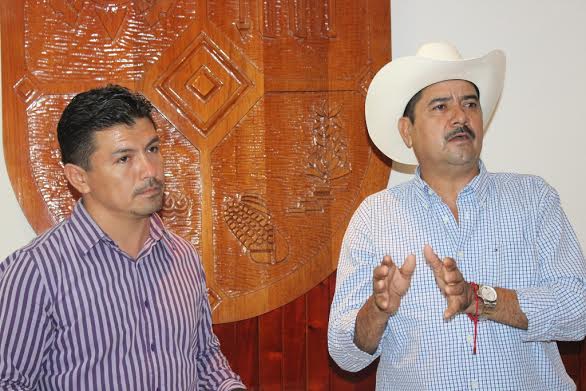 Anuncia Rafa Cervantes 1º Feria del Libro