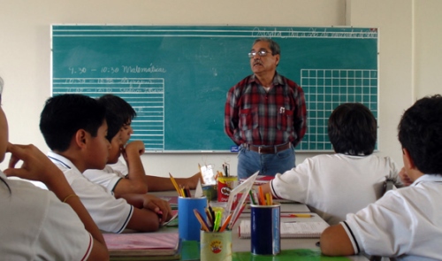 INEE: Hasta 2015 se medirá desempeño de los maestros