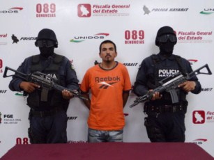 Tras la Rejas Ladrón y Depravado Sexual, de Santiago Ixcuintla