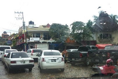 Ausencia de Tránsitos Provoca Caos Vial en Sayulita y Bucerías