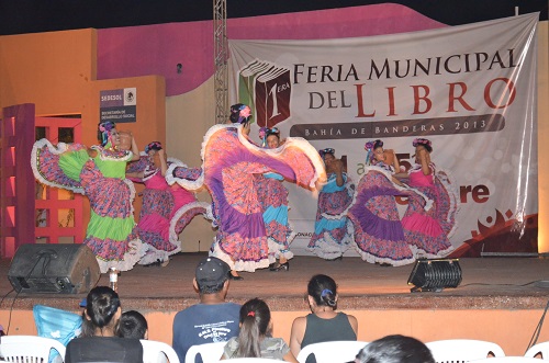 Finaliza la Primera Feria Municipal del Libro en Bahía