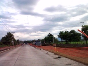 Trabajadores y Maquinaria Dejarán Lista Carretera a Las Palmas