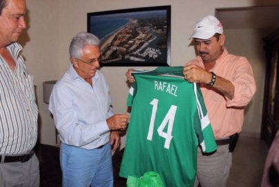 Recibe el Alcalde de Bahía a Presidente de Femexfut