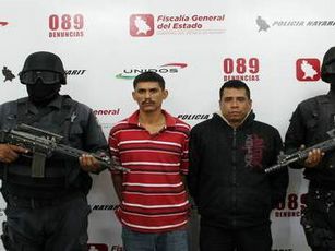 Detienen a par de Ladrones; Saqueaban Cable de Cobre en Ductos Subterráneos de Tepic