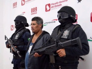 Violaba a sus Dos Hijas Desde que Tenían 7 y 8 Años de Edad