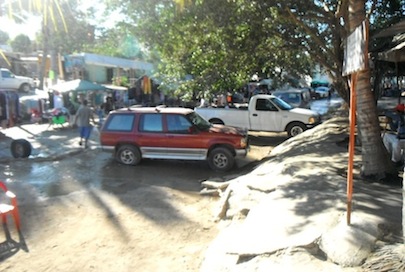 Caos Vial y Peatonal se ha Convertido el Tianguis de Bucerías