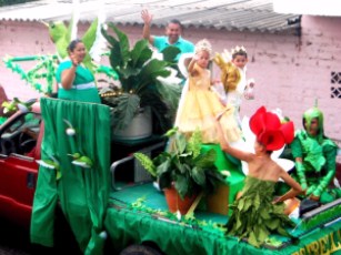 CENDI de Bahía Organiza Desfile de “La Alegría” Para los Niños