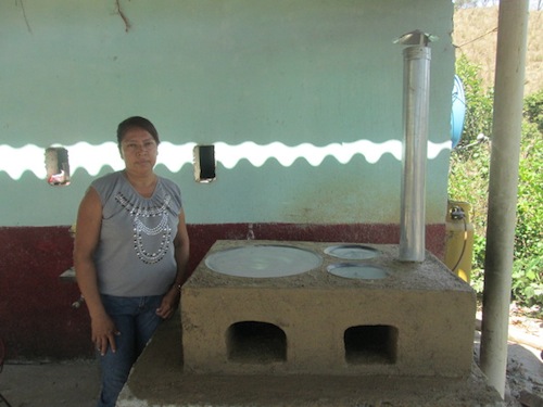 DIF Bahía Entrega Estufas Ecológicas