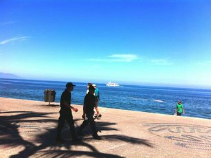 Malecón y Primer Cuadro, Totalmente Seguros