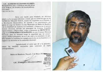 Renuncia Consejero Electoral, su Hija Participará en Contienda