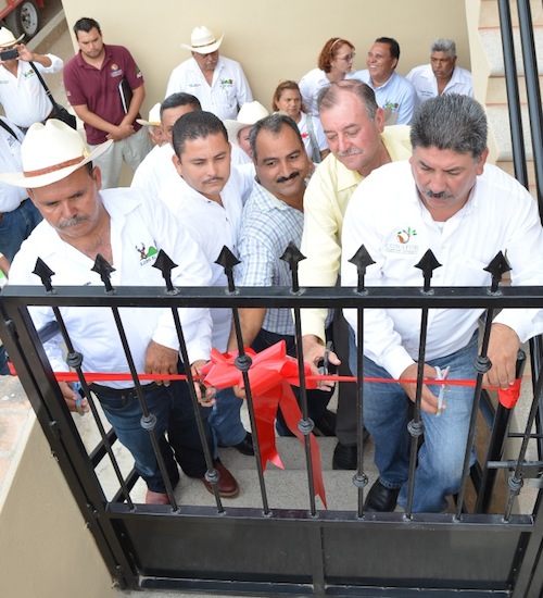 Inauguran Planta Alta de Casa Ejidal en El Colomo